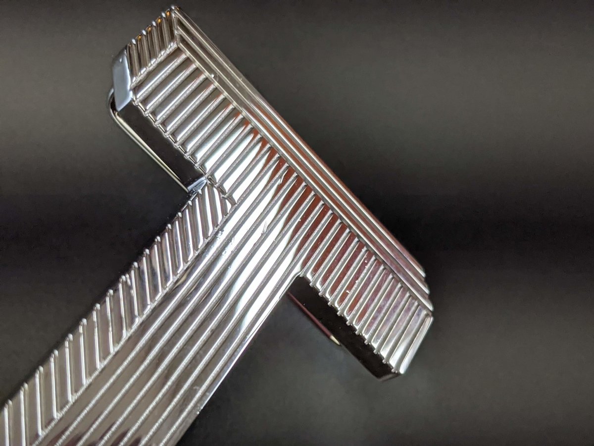 Hermes Big Shiny Silvered Belt Buckle H Optique 3D 38 mm, New with flaws! - poupishop