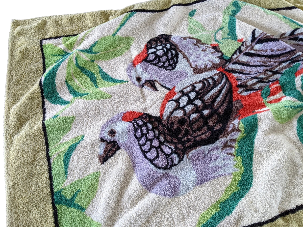 Hermes Vintage Anis/Mutli/Blanc BIRDS Tapis de Plage Terry Beach Towel 150 x 90 cm