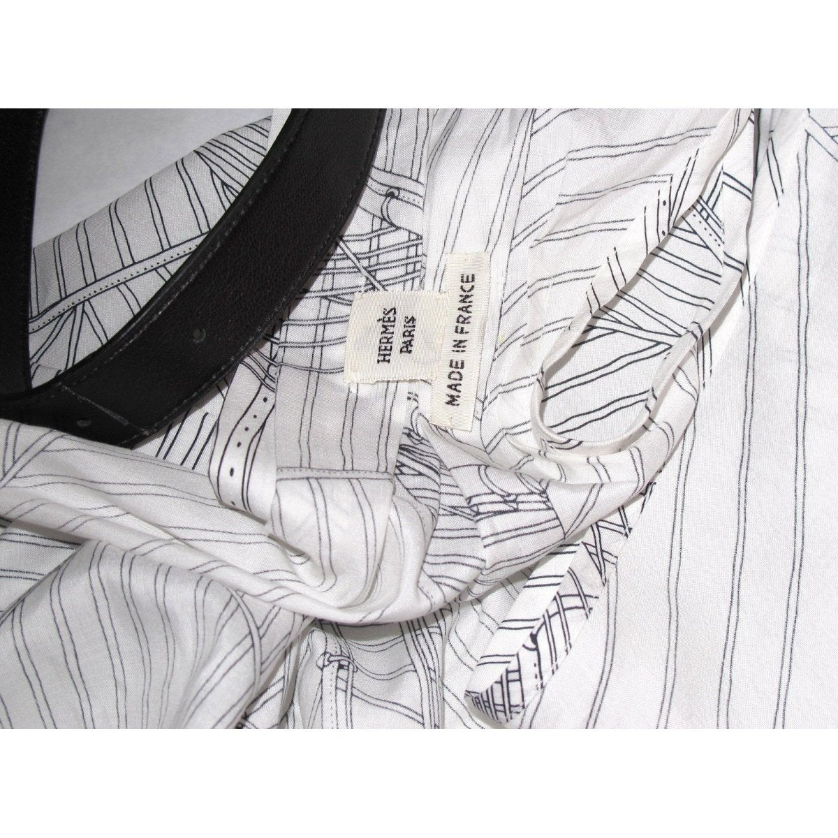 Hermes Black/White Vent Portant II Cache-Coeur with Lambskin Double Tour Belt, Sz36 - poupishop