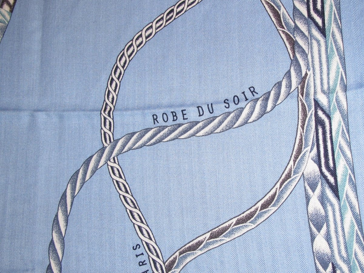 Hermes Robe Du Soir Cashmere 70% Shawl 140