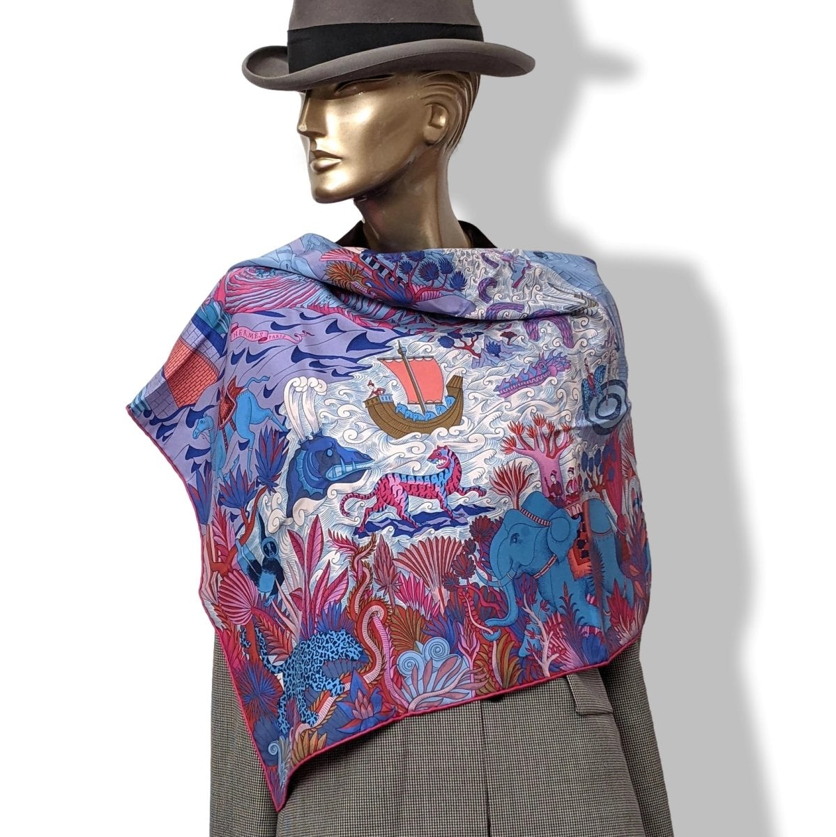Hermes Bleu Jeans/Rose Vif/Marine Cosmographia Universalis by Jan Bajtlik Twill scarf, Box_