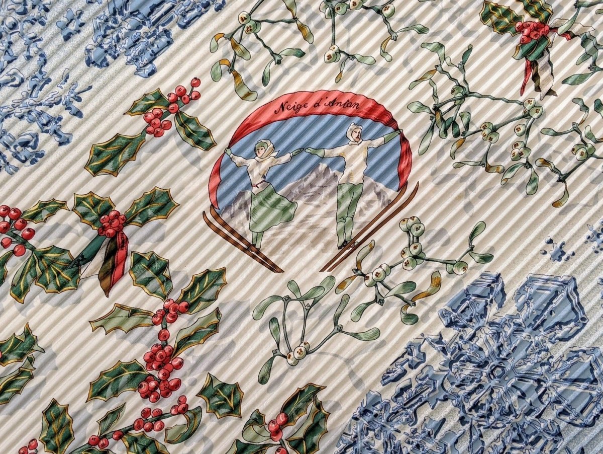 Hermes Bleu Pale NEIGE D'ANTAN by Caty Latham Pleated Plisse Twill 90, Box!
