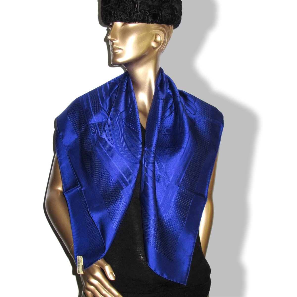 Hermes Bleu Pigment QUADRIGE by Pierre Peron Jacquard Twill 90, NIB!
