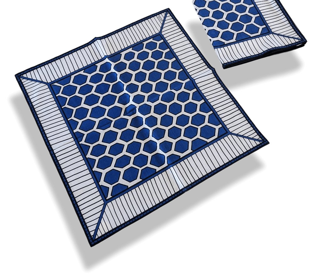 Hermes Blue Overseas Blue ARIELLE RAYURES ET NID D'ABEILLE Lot of 6 Napkins 46 x 46 cm, BNWT! - poupishop
