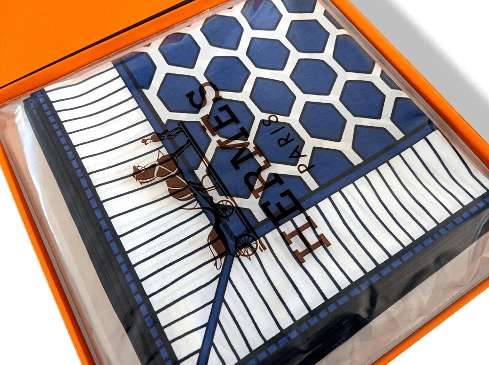 Hermes Blue Overseas Blue ARIELLE RAYURES ET NID D'ABEILLE Lot of 6 Napkins 46 x 46 cm, BNWT! - poupishop