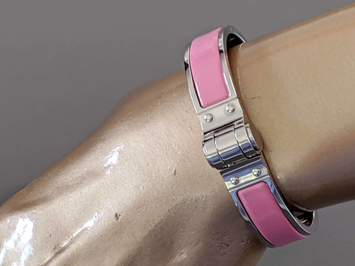 Hermes [BR03] Rose Flamingo Enamel & Palladium CHARNIERE UNI Fin Narrow Bangle Bracelet Sz S, New! - poupishop