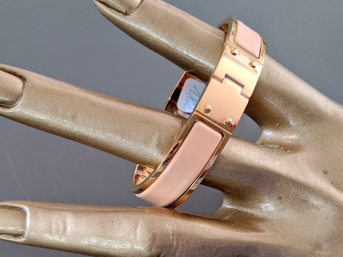 Hermes [BR04] Rose Petale Enamel/Or Rose CHARNIERE UNI Fin Narrow Bangle Bracelet Sz S, New! - poupishop