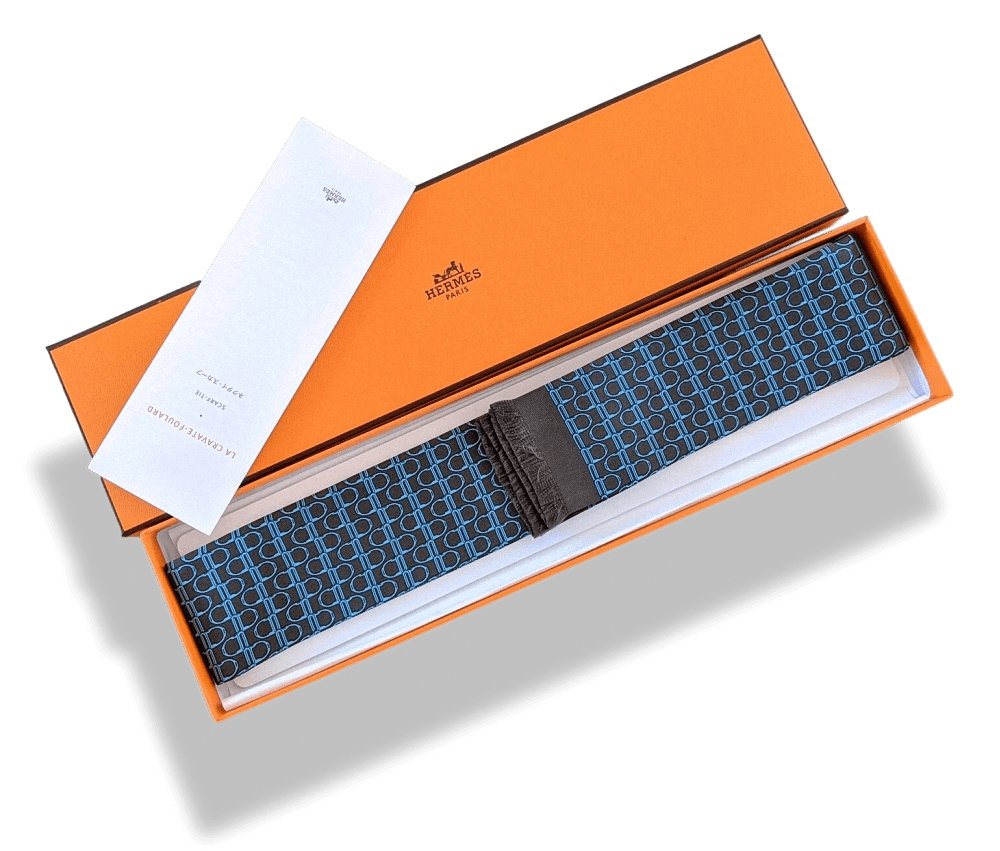Hermes Brown Blue LA CRAVATE FOULARD Stirrup Tie Scarf 140 cm Length, NWTIB! - poupishop