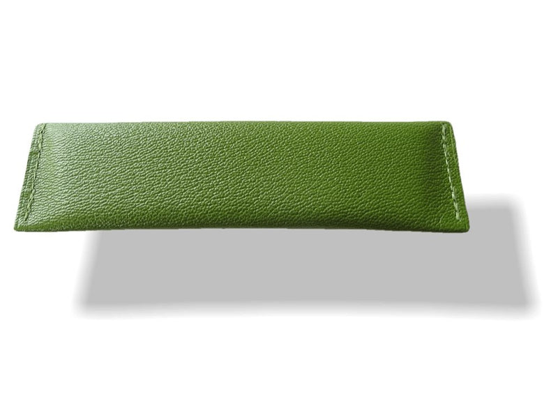 Hermes Buffalo Horn Comb in Green Chevre Suede Case, New! - poupishop