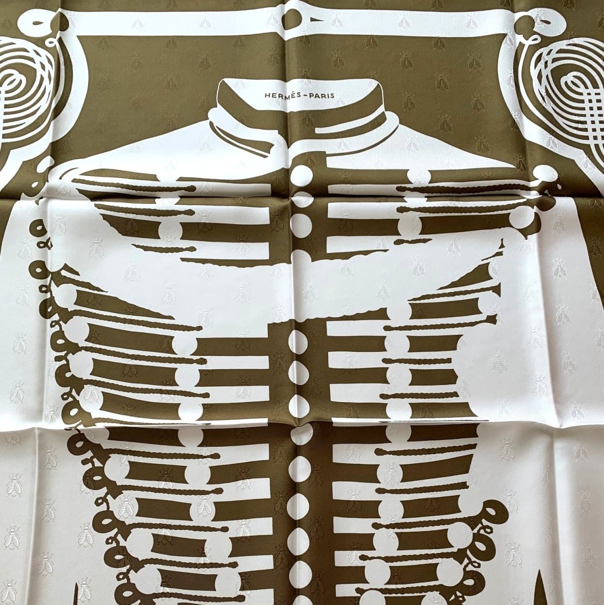 Hermes [C15] Limited Kaki White BRANDEBOURG TATTOO by Caty Latham Jacquard Twill SIlk 90cm, BNWT! - poupishop