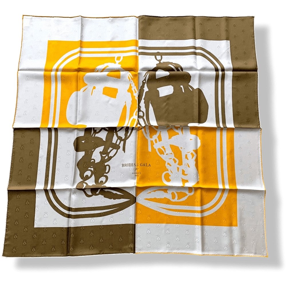 Hermes [C34] Bouton d'Or/White/Kaki BRIDES DE GALA QUADRI TATTOO Jacquard Twill SIlk 90cm, BNWT! - poupishop