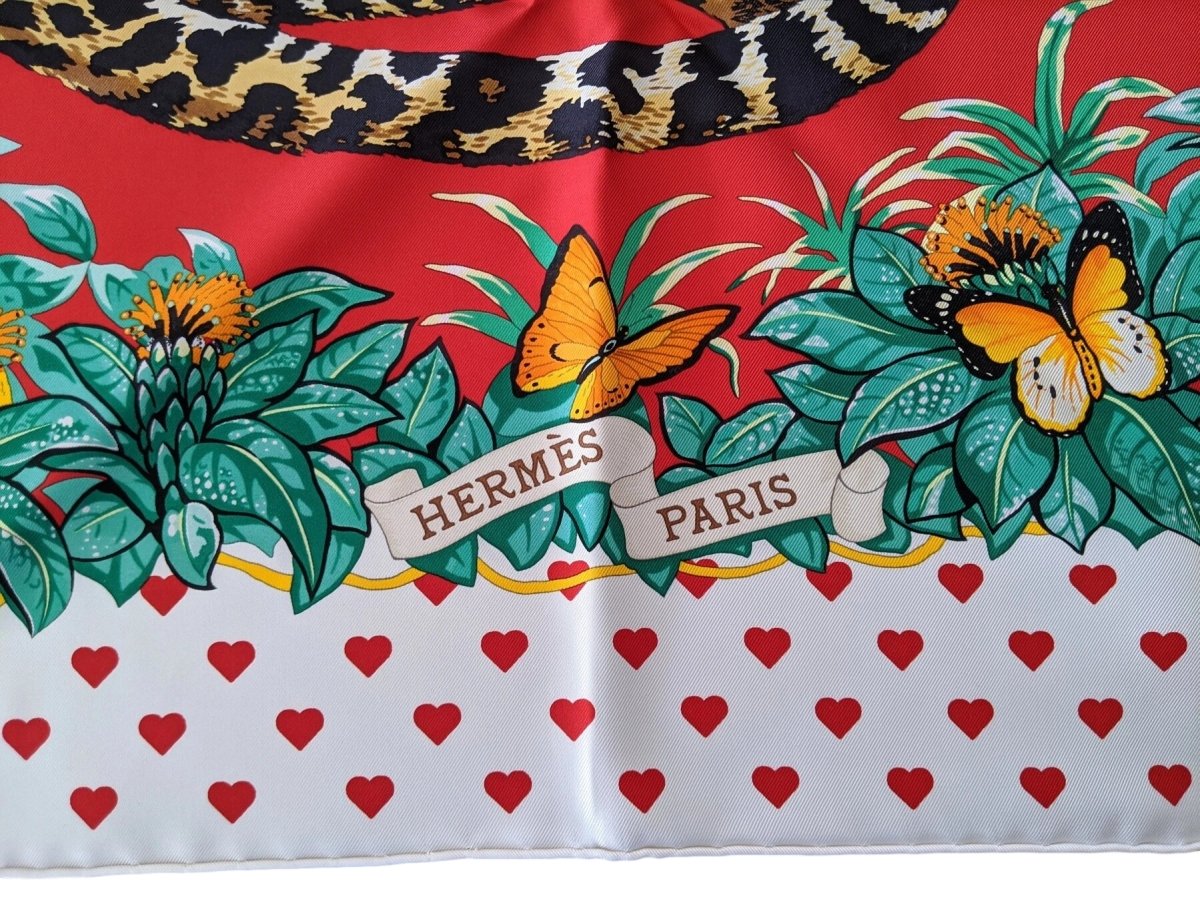 Hermes [C43] Blanc/Rouge/Vert Coeur JUNGLE LOVE LOVE by Robert Dallet Twill 90cm, BNIB! - poupishop