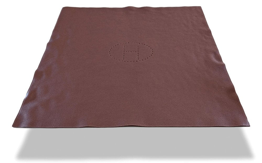 Hermes Chocolat Taurillon Clemence Gaming Mat EVELYNE Tapis de jeux MISES ET RELANCES, BNIB! - poupishop