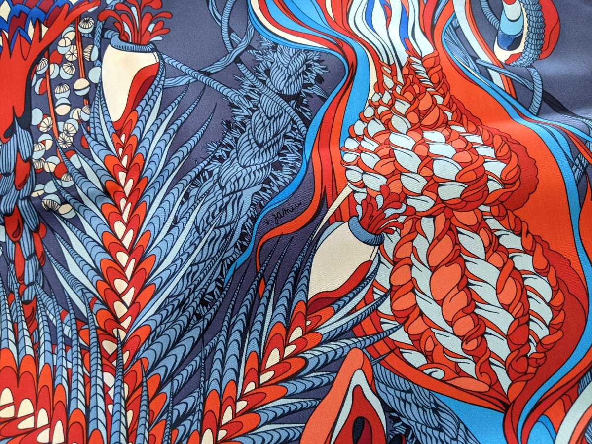 Hermes cw02 Bleu/Gris Bleute/Rouge "Fantaisie Botanique" by Virgine Jamin Silk Shawl 140, BNWTIB! - poupishop