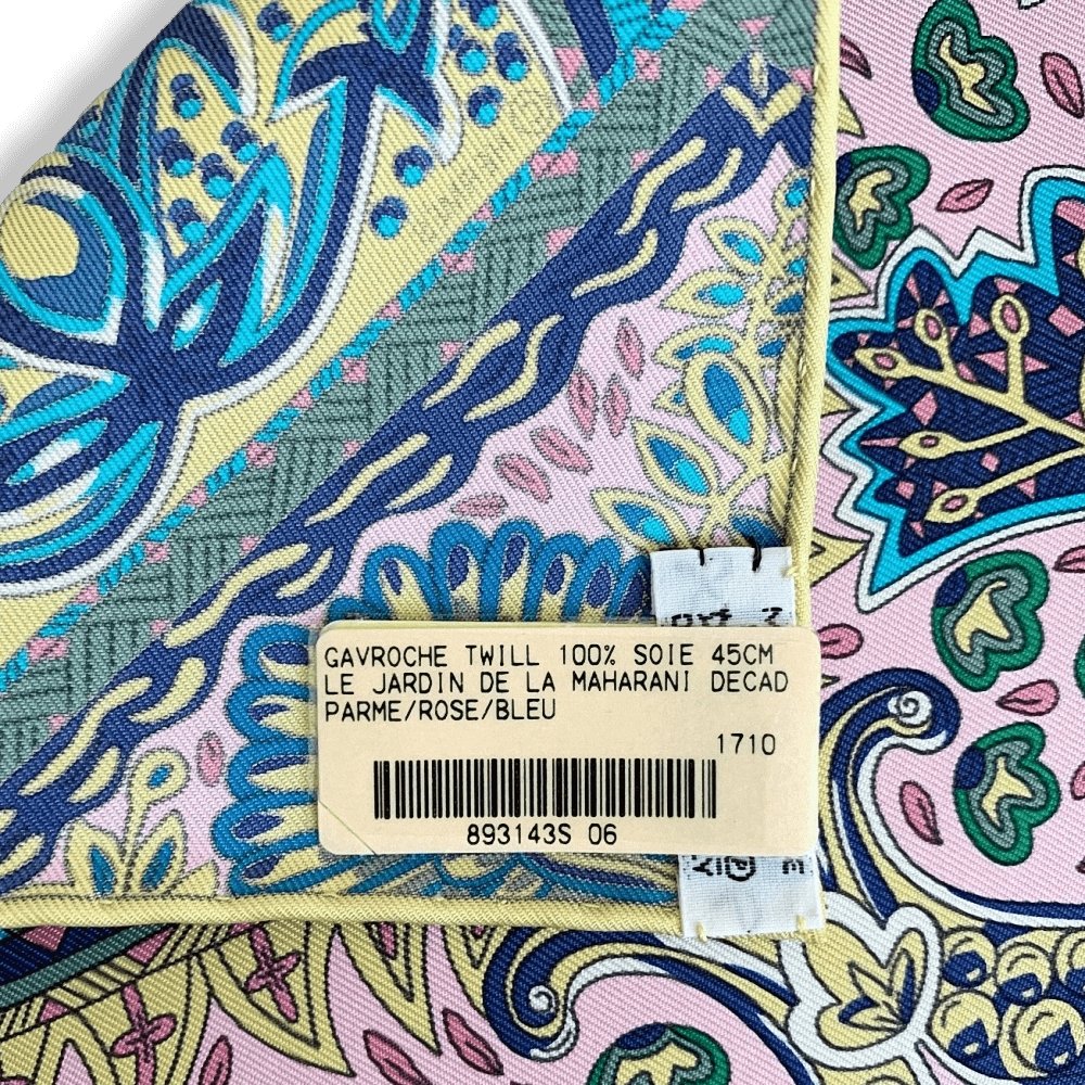 Hermes cw06 Parma Pink Blue JARDIN DE LA MAHARANI DECADRE by Annie Faivre Gavroche Twll Silk 45 cm, BNWT! - poupishop