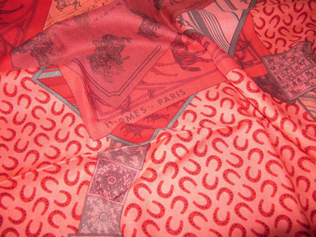 Hermes cw13 Rouge/Crevette A Cheval Sur Mon Carre Cashmere Shawl 140, NWT! - poupishop