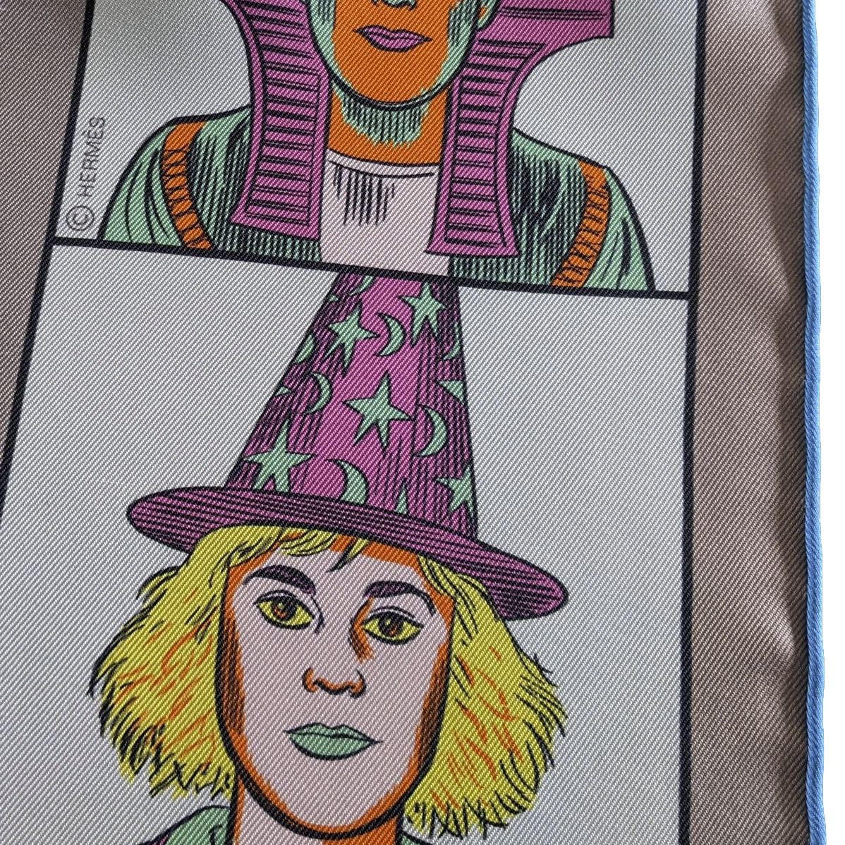 Hermes [C208] "Dress Code" by Daniel Clowes Double Face Carre Twill 90 cm