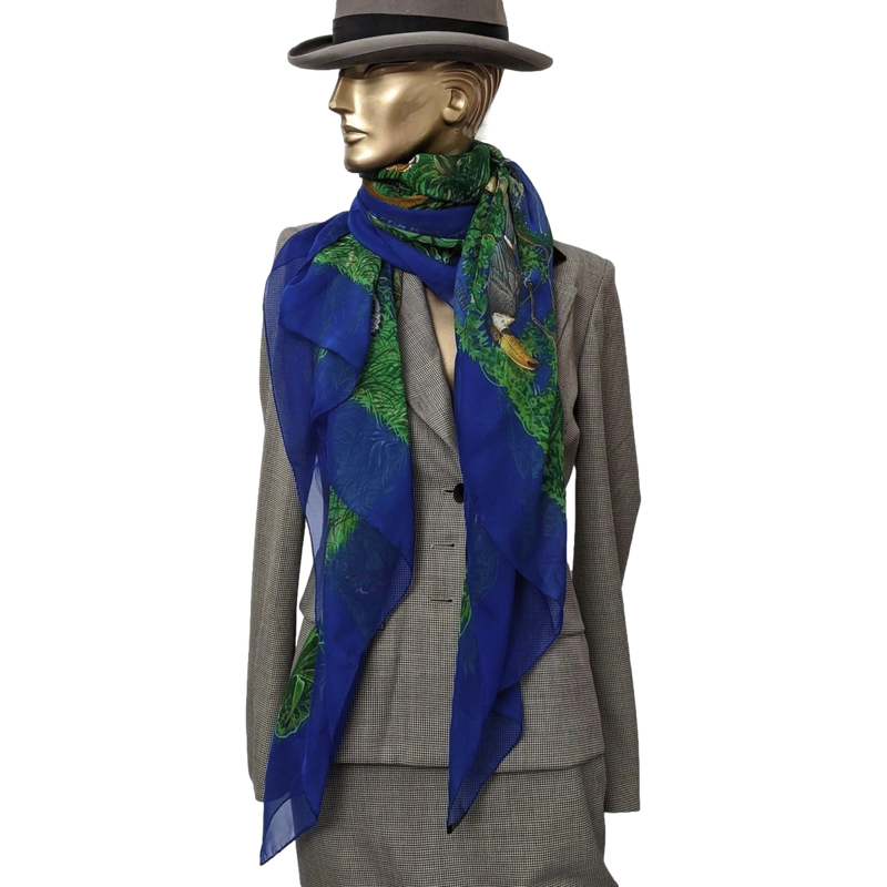 Hermes Bleu/Vert Equateur by Robert Dallet Blanc Matt Overprint Mousseline Shawl 140 cm