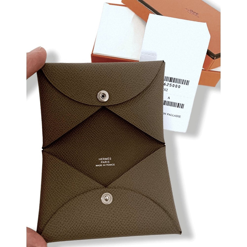 Hermes Etoupe in Epsom Calfskin Card Holder CALVI, New in Box! - poupishop