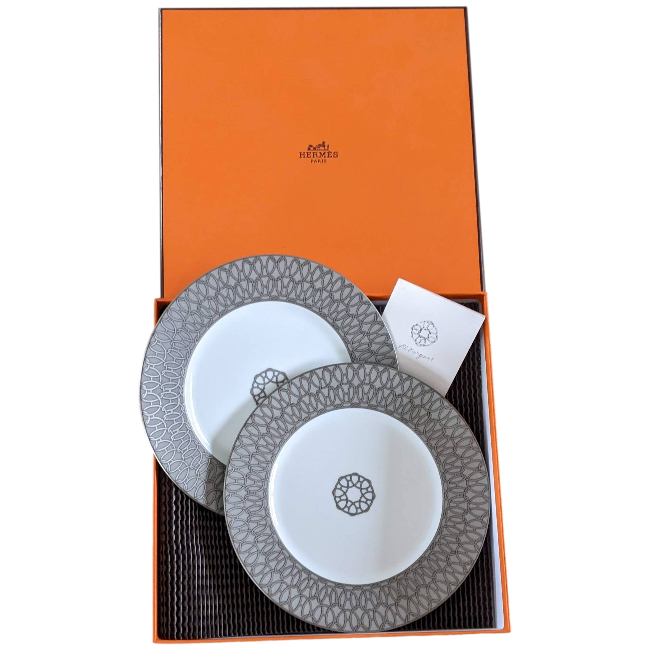 Hermes [PL03] Gris Set of 2 Assietes "Fil d'Argent" Plates 22,5 cm