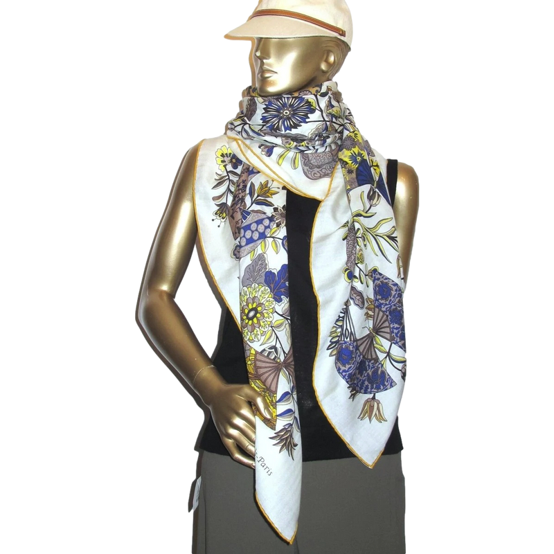 Hermes 2013 Blanc/Bleu/Jaune FLEURS ET PAPILLONS DE TISSUS Cashmere Shawl 140