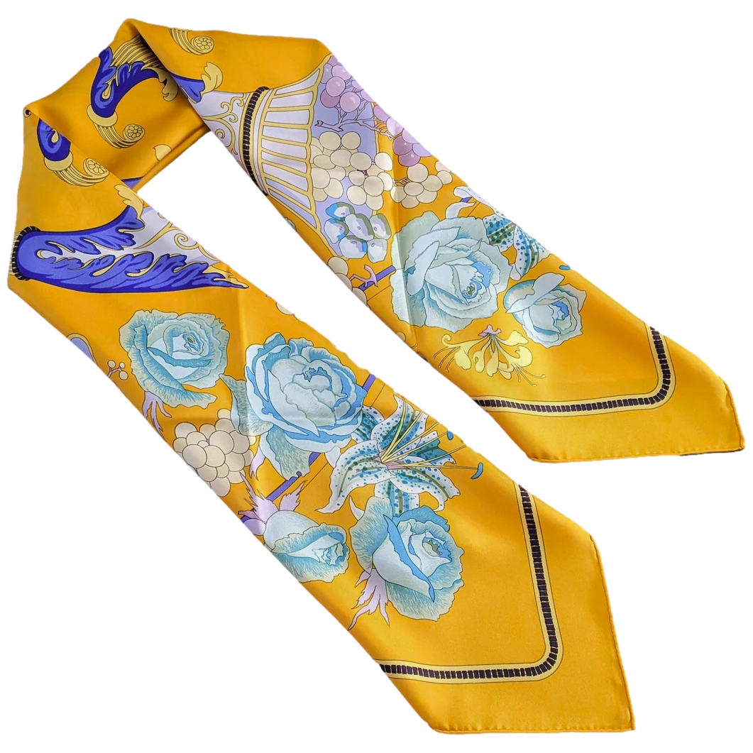 Hermes 1996 Special Issue Dpt Store Ginza "Fleurs & Raisins Matsuzakaya" by Christiane Vauzelles Twill Sacrf 90cm