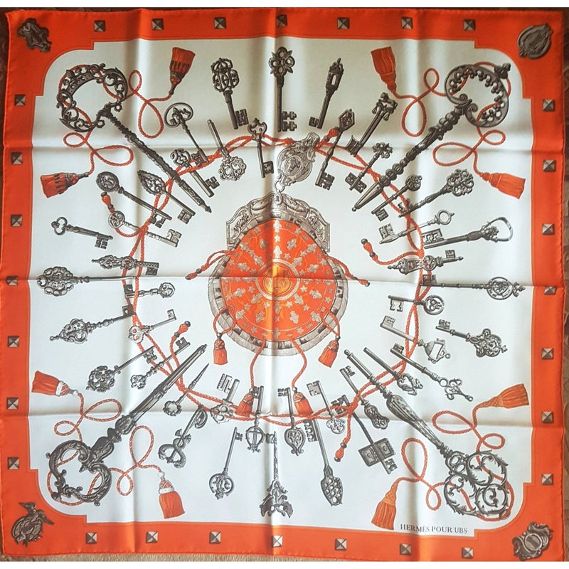 Hermes for UBS Orange Les Cles Exclusive Limited Twill scarf, NIB, RARE! - poupishop