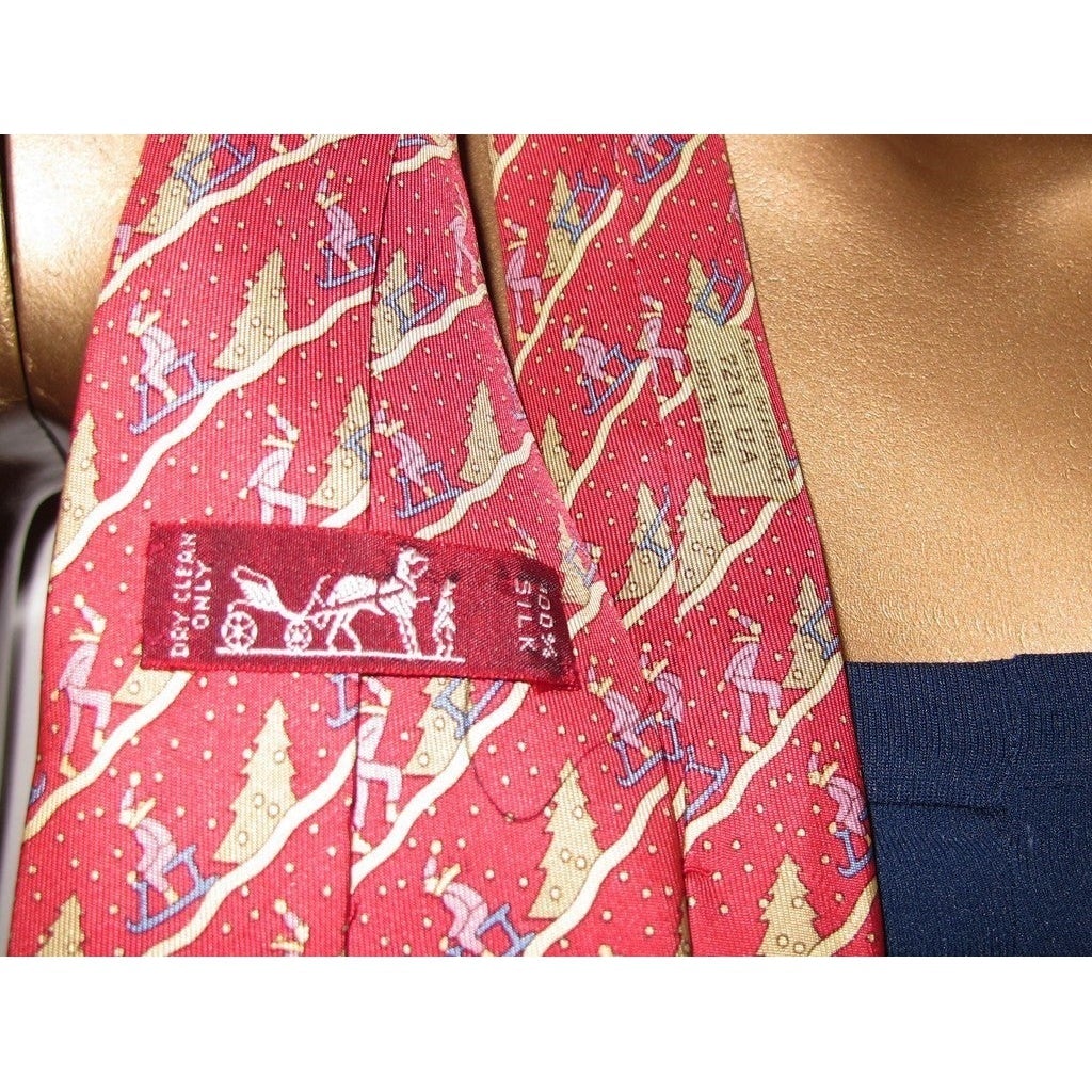 Hermes Framboise Twill Silk Tie Ski Luge, Nr 7231 UA - poupishop