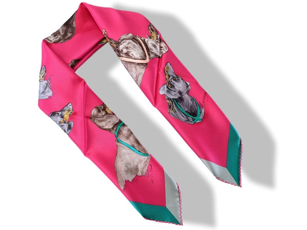 HERMES Fuchsia/Etoupe/Vert LES BASSETS Teckel by Xavier de Poret Printed Silk 70, BNWT! - poupishop