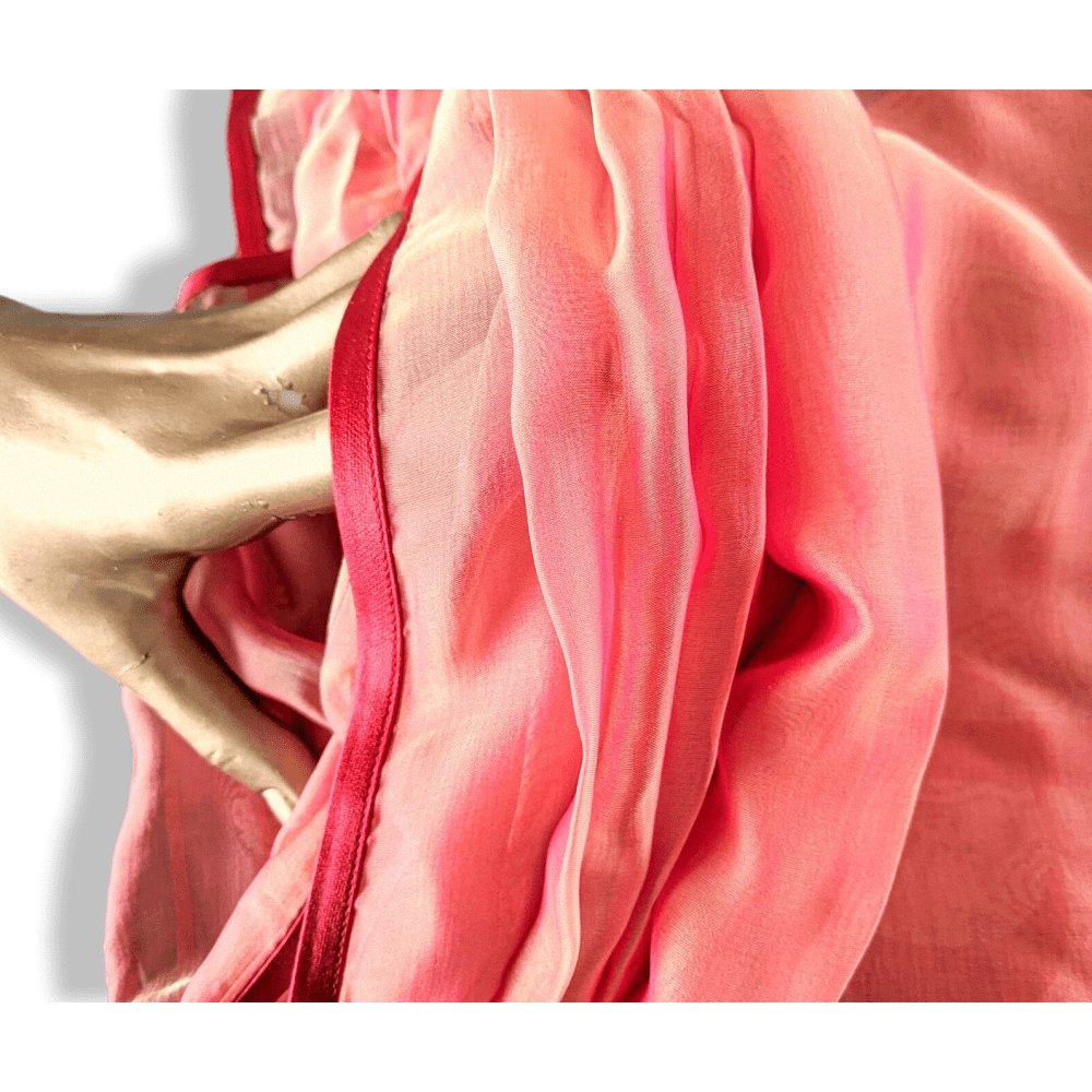 Hermes Gigantic Silk Chiffon Pink/Red LITTERATURE ALPHABET II SARI Mousseline Changeante XXL, Exceptional RARE! - poupishop