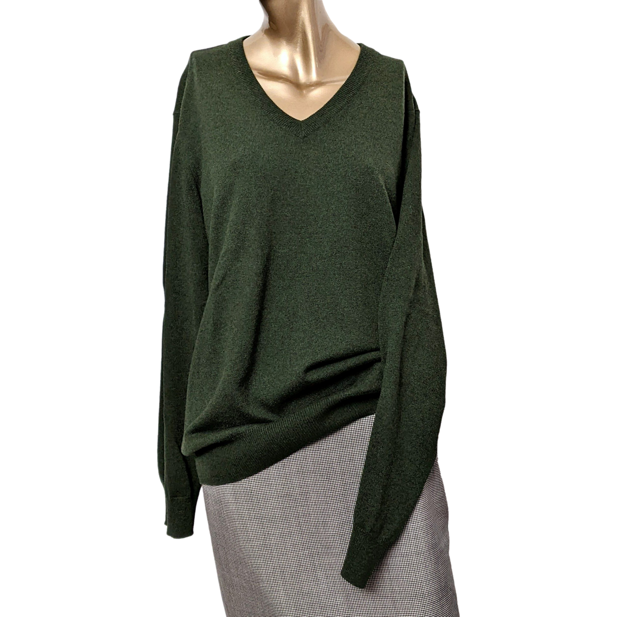 Hermes Men's Vert Chasse 100% Cashmere Classic V-Neck Sweater SzXXL