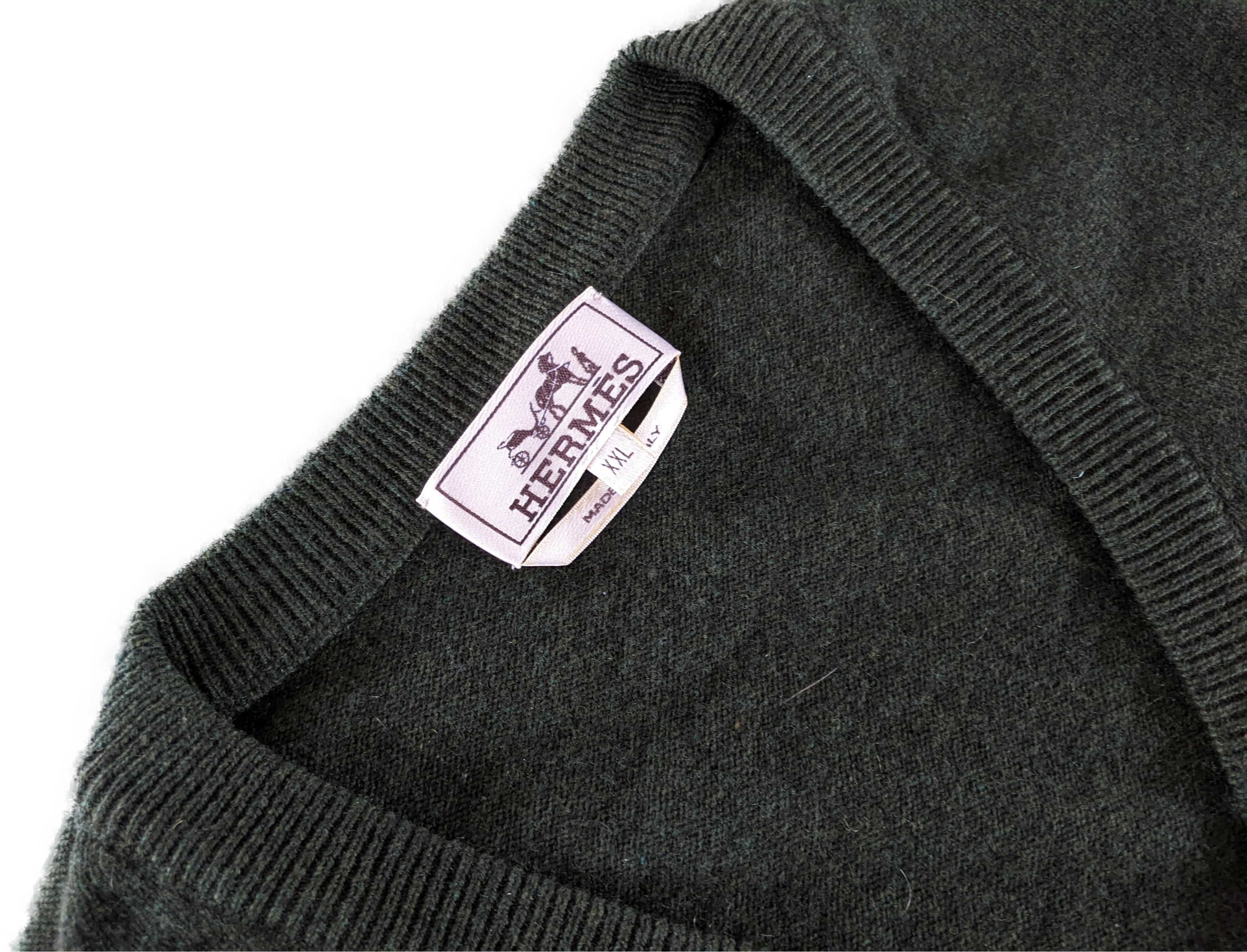 Hermes Men's Vert Chasse 100% Cashmere Classic V-Neck Sweater SzXXL