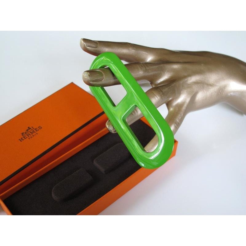 Hermes Green Glossy Lacquer Horn Scarf Ring Pendant Bag Charm, NIB - poupishop