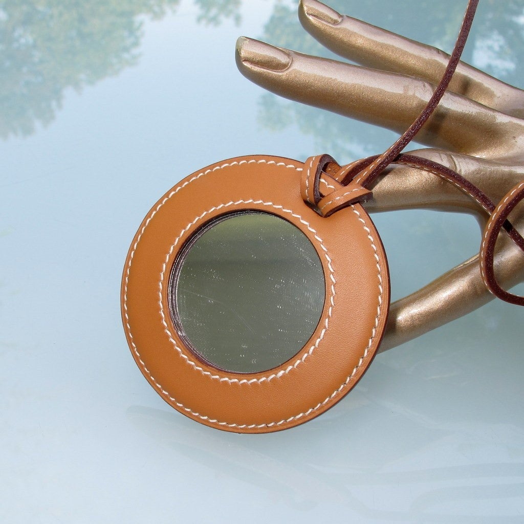 Hermes In The Pocket Barenia Mirror Pendant Sautoir, NIB! - poupishop