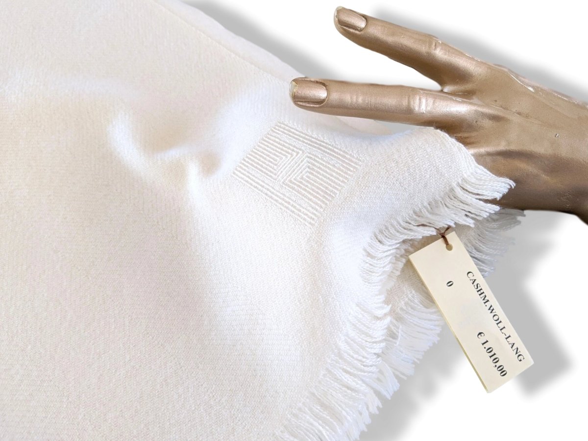 Hermes Ivoire ETOLE CACHEMIRE SOFT Fringed Stole 100% Cashmere 72 x 220 cm, BNEW! - poupishop