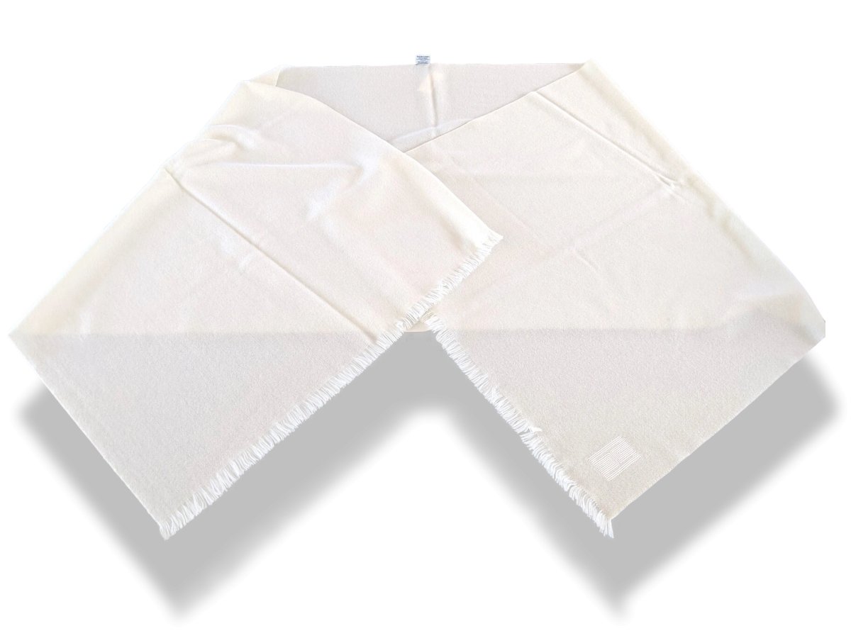 Hermes Ivoire ETOLE CACHEMIRE SOFT Fringed Stole 100% Cashmere 72 x 220 cm, BNEW! - poupishop