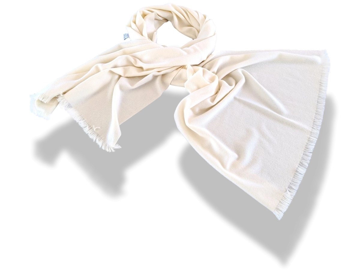 Hermes Ivoire ETOLE CACHEMIRE SOFT Fringed Stole 100% Cashmere 72 x 220 cm, BNEW! - poupishop