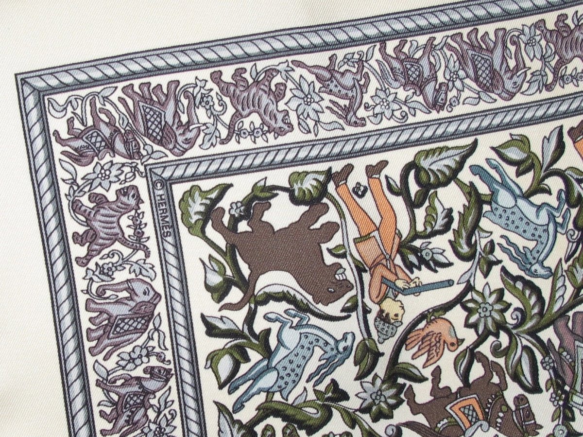Hermes Ivory Grey Chasse en Inde by Michel Duchene Twill 90cm, New! - poupishop