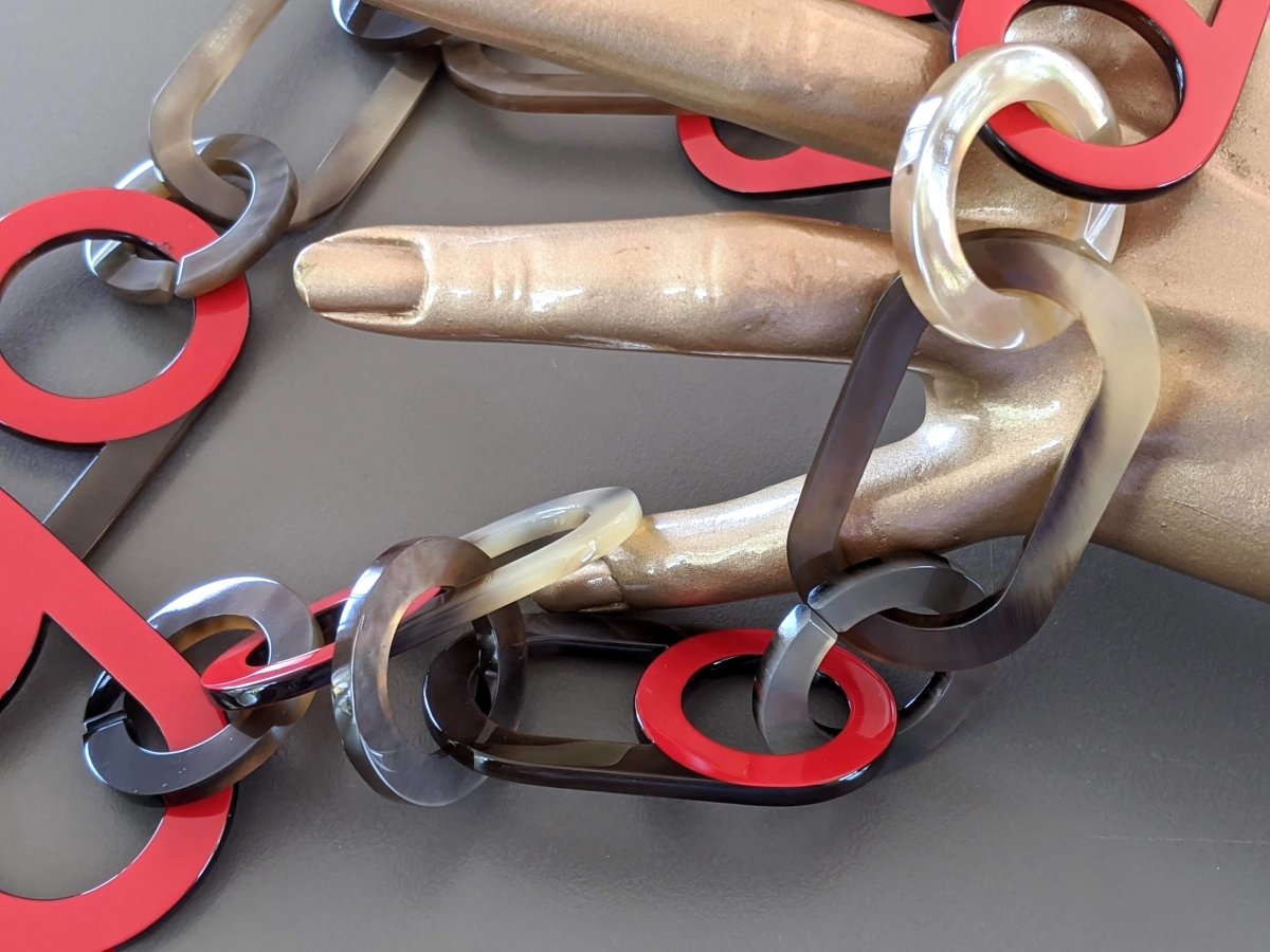 Hermes [J01] Rouge/Naturel Horn Corne Laquée VARIATION Necklace, BNIB! - poupishop