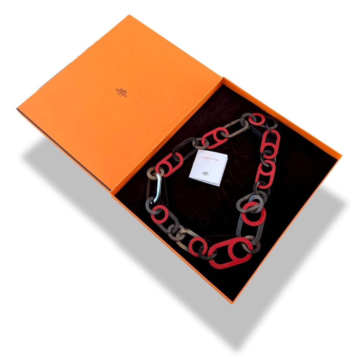 Hermes [J01] Rouge/Naturel Horn Corne Laquée VARIATION Necklace, BNIB! - poupishop