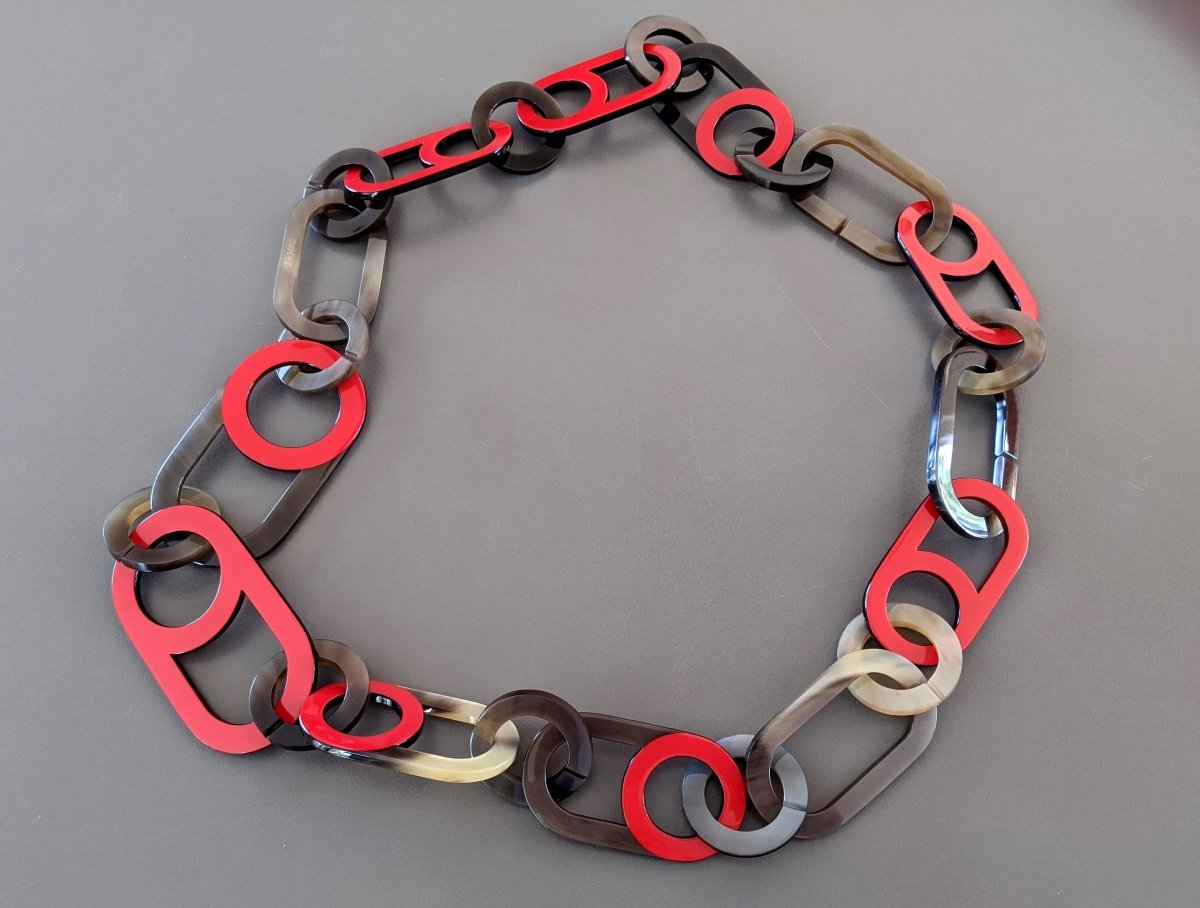 Hermes [J01] Rouge/Naturel Horn Corne Laquée VARIATION Necklace, BNIB! - poupishop