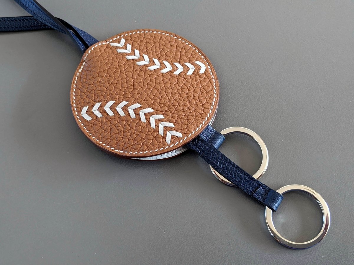 Hermes [J06] Gold/Pearl/Bleu de Malte ETUI CLES BASEBALL GM Key Ring Necklace, NWtIB! - poupishop