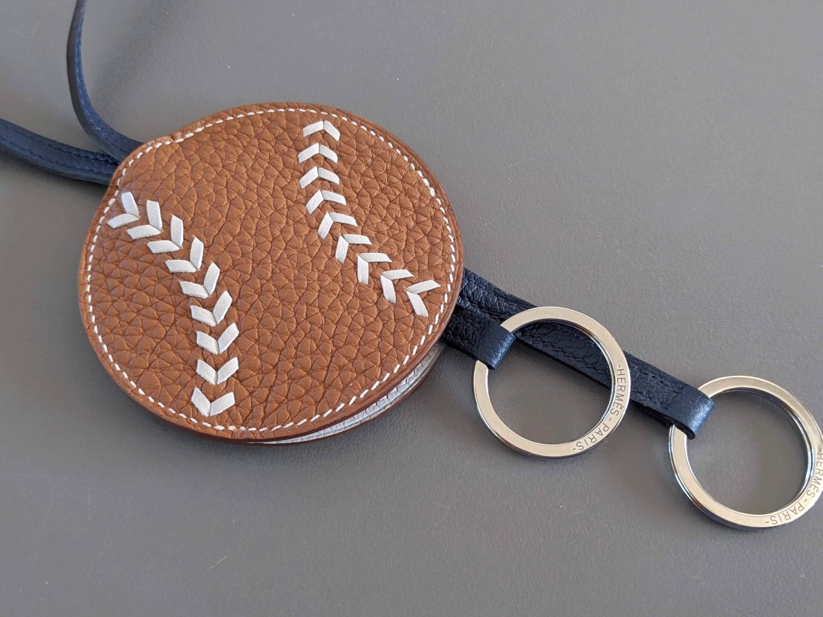 Hermes [J06] Gold/Pearl/Bleu de Malte ETUI CLES BASEBALL GM Key Ring Necklace, NWtIB! - poupishop
