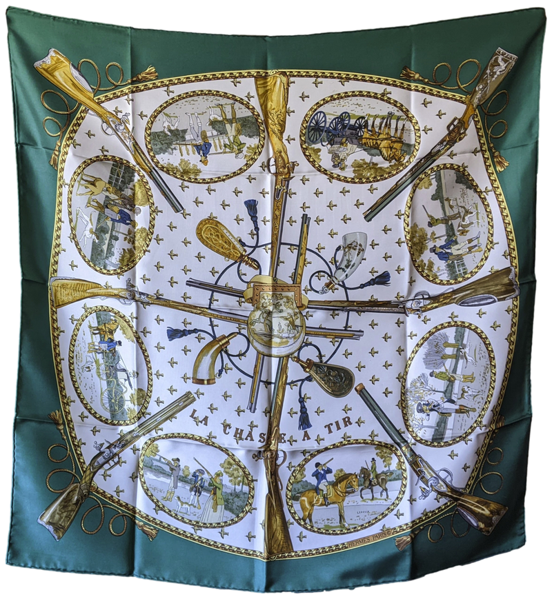 Produits Hermes 1971 Vert/Or "La Chasse a Tir" Twill Silk Scarf 90 x 90 cm