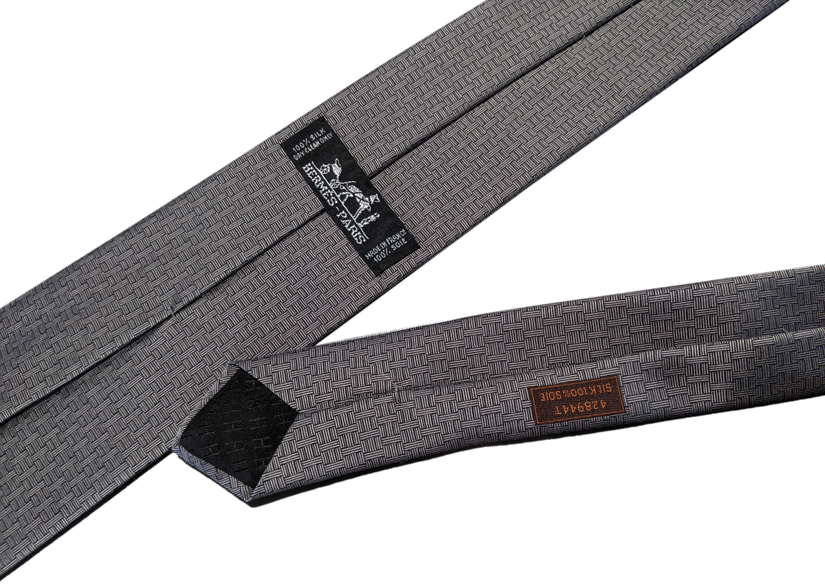 Produits Hermes Gris/Orange Soie Lourde brodee Embroidered "Leaf" Thick Silk Tie, 8.5 cm