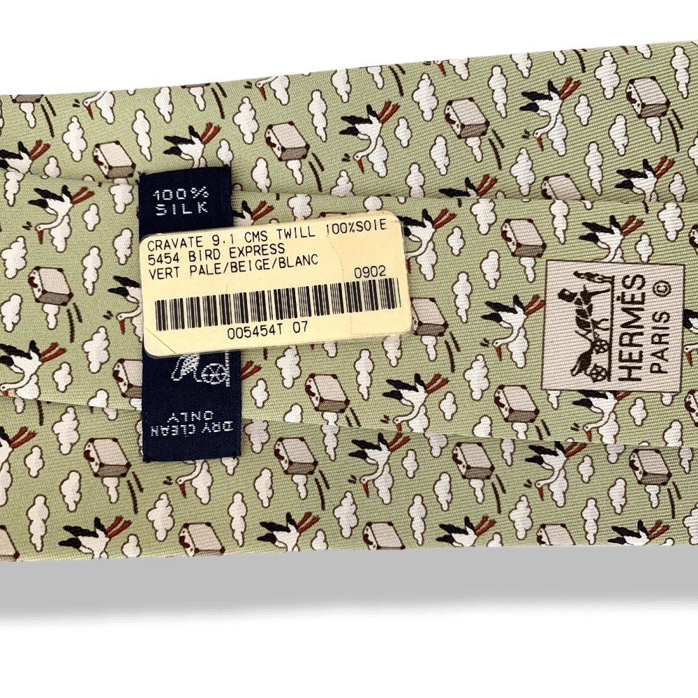 Hermes Light Green Beige White BIRD EXPRESS Twill Silk Tie 9cm, New in Pochette! - poupishop
