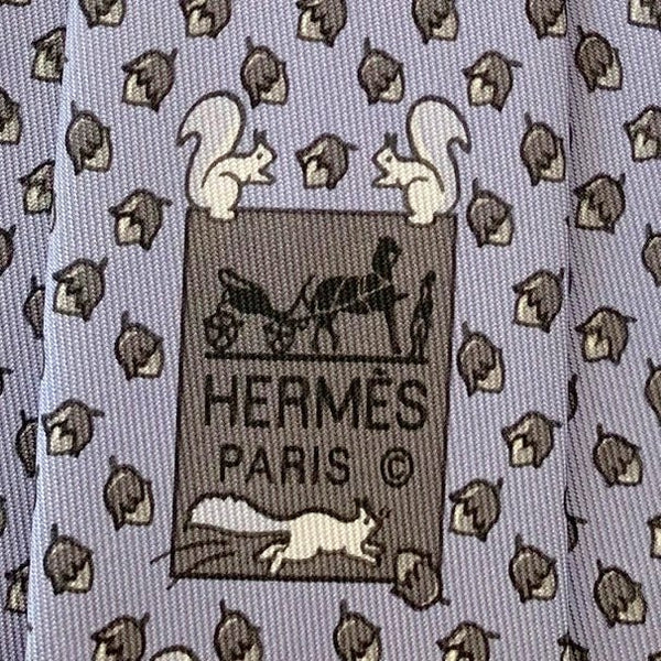 Hermes Lilac Mouse Grey Squirrels & Acorns CASSE NOISETTE Twill Silk Tie, NWT in Pochette! - poupishop