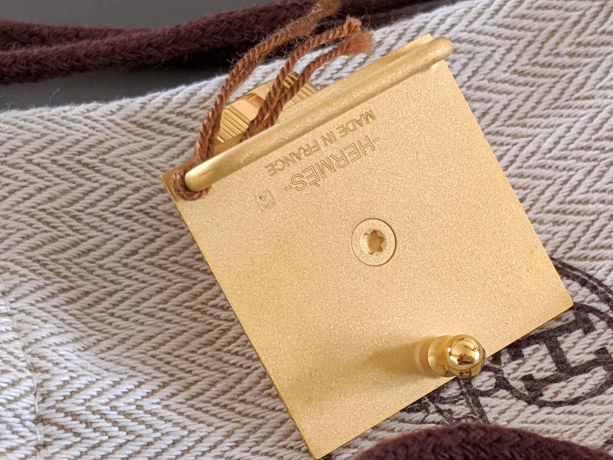 Hermes Luxurious Plated Gold TRESOR Buckle 24 mm RARE, New with Pochette! - poupishop