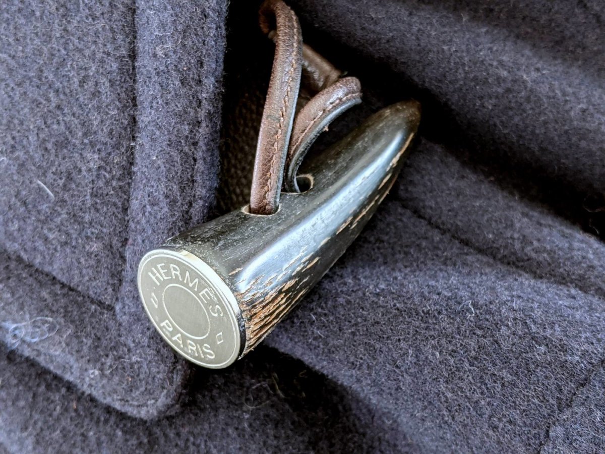 Hermes Marine Wool/Brown Calfskin Leather Men's Wool Duffle-Coat with Horn Buttons 56, PUR LUXE, New! - poupishop