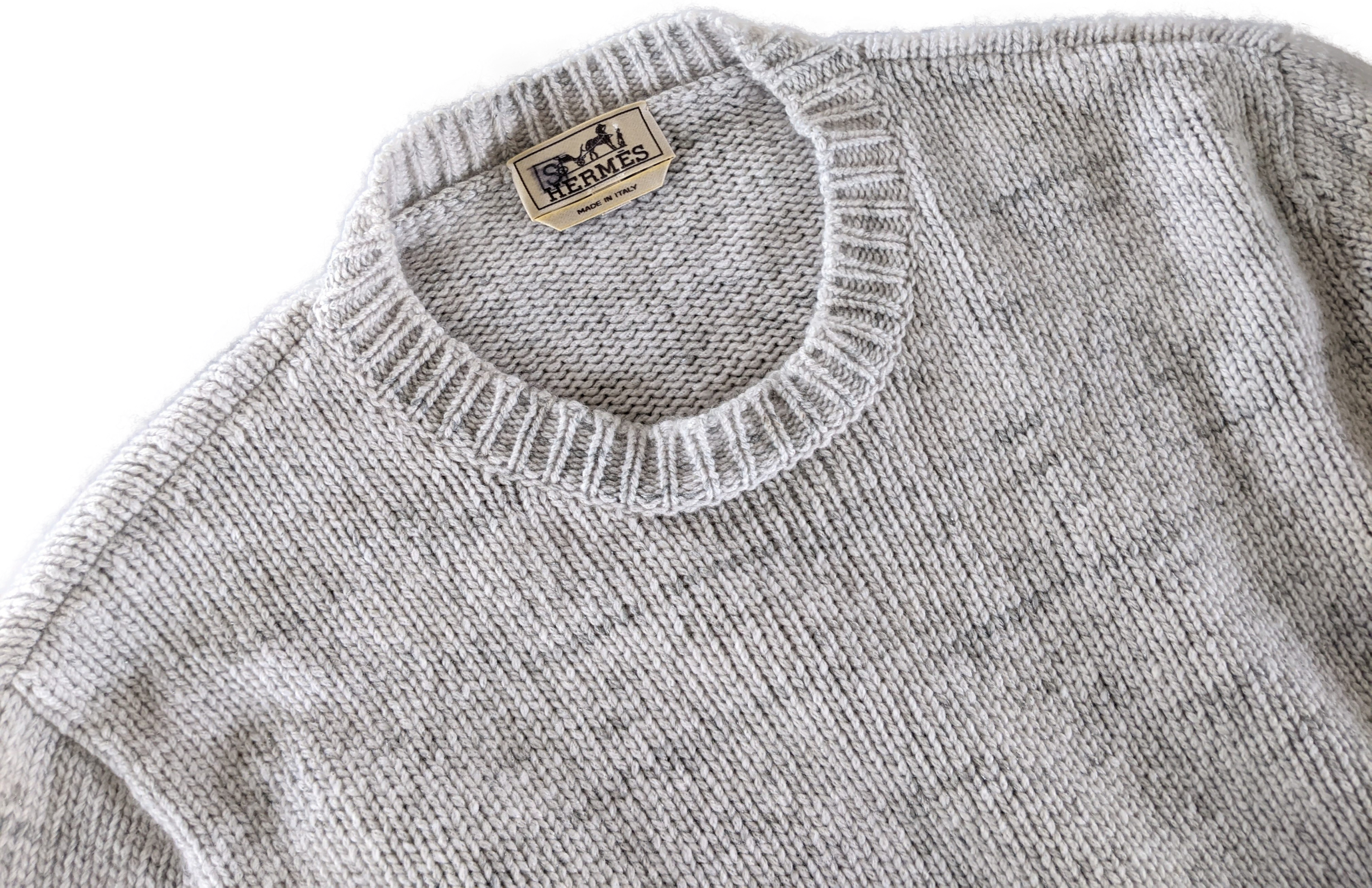 Hermes Men's Gris Clair 100% Cashmere Classic Round Neck Sweater, SzXL